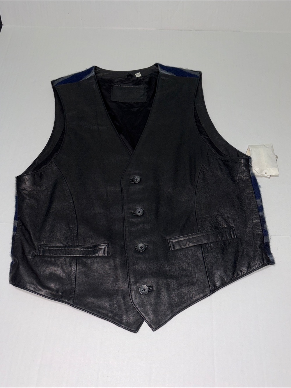 Roundtree & Yorke Men’s Black Leather Button Front Vest